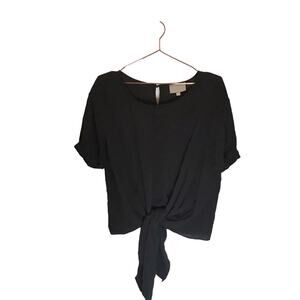 Skies are Blue black front tie blouse size large